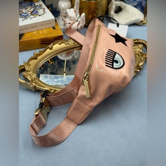 🆕 CHIARA FERRAGNI 🧿 NWT Eyelike Embroidered Bumbag, Peach Faux Leather - Picture 5 of 15